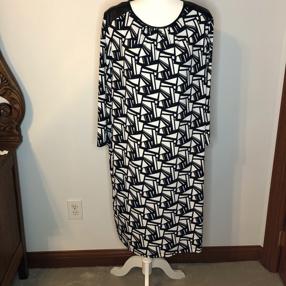 Chico’s XL size 3 Ponte Black and White Dress